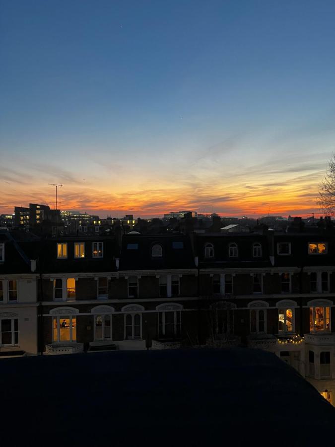Newly Renovated Modern Studio Apartment In West Kensington Londra Esterno foto